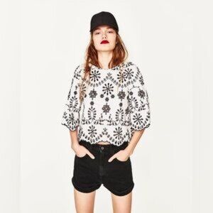 ASOS Black and White Embroidered Peasant Top With Ruffles Size 2 US